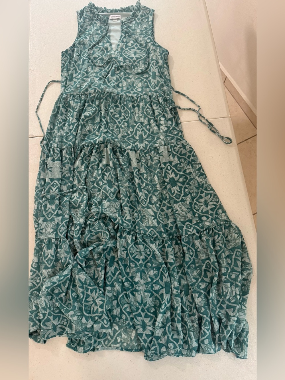 Calvin Klein Teal and White Printed Blouse